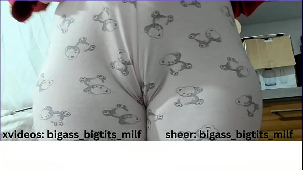Pajamas Masturbation, Big Ass MILF, Camel Toe mXm.SEX homemade footage Masturbate
